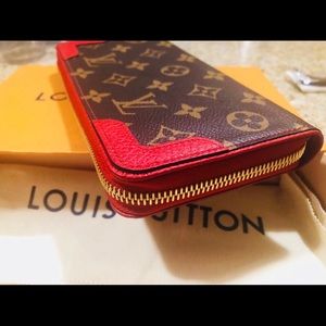Louis Vuitton Zippy Wallet Retiro
